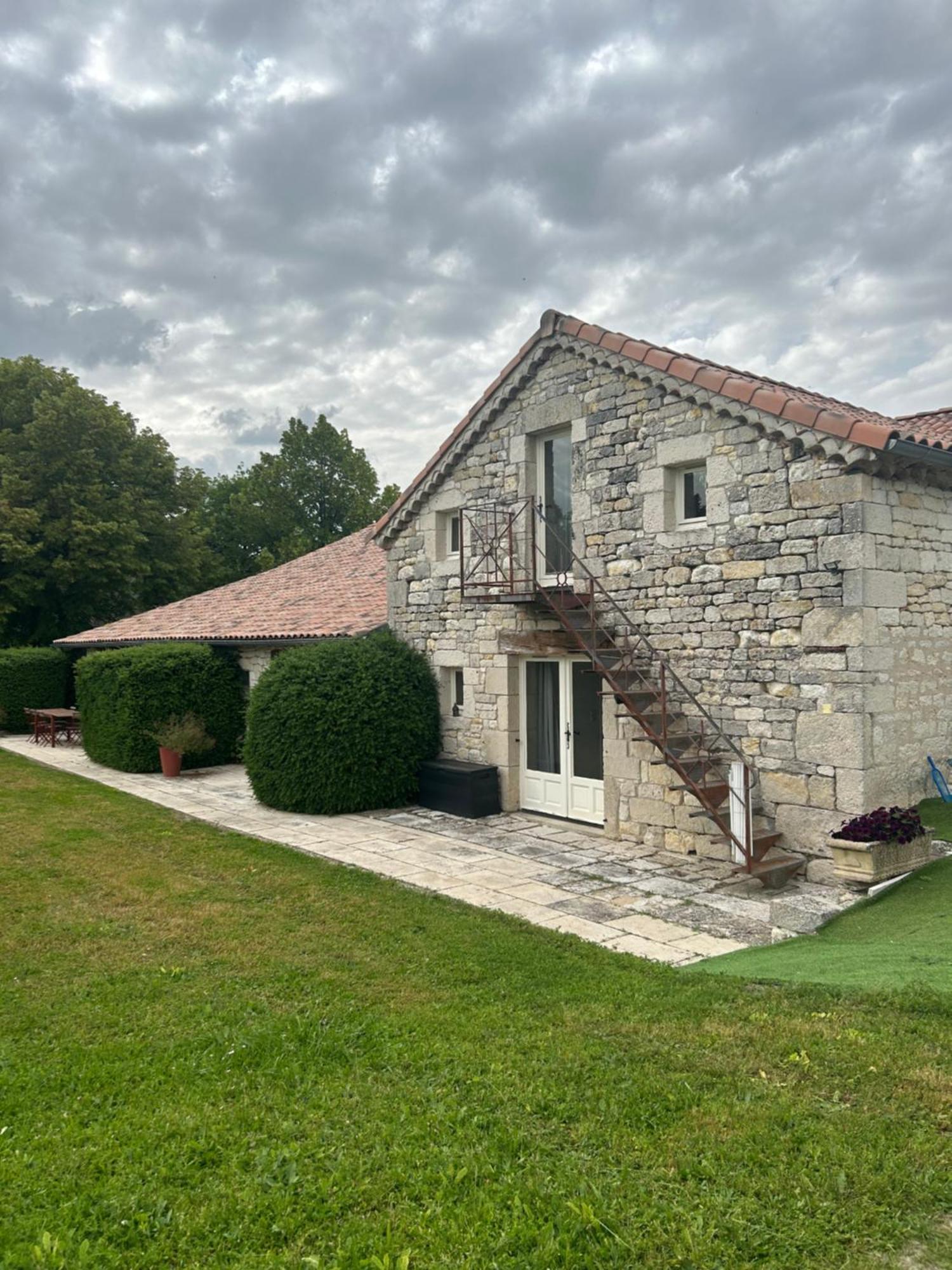 Grange Renovee Du Xviiieme Siecle Villa L'Hospitalet  Екстериор снимка